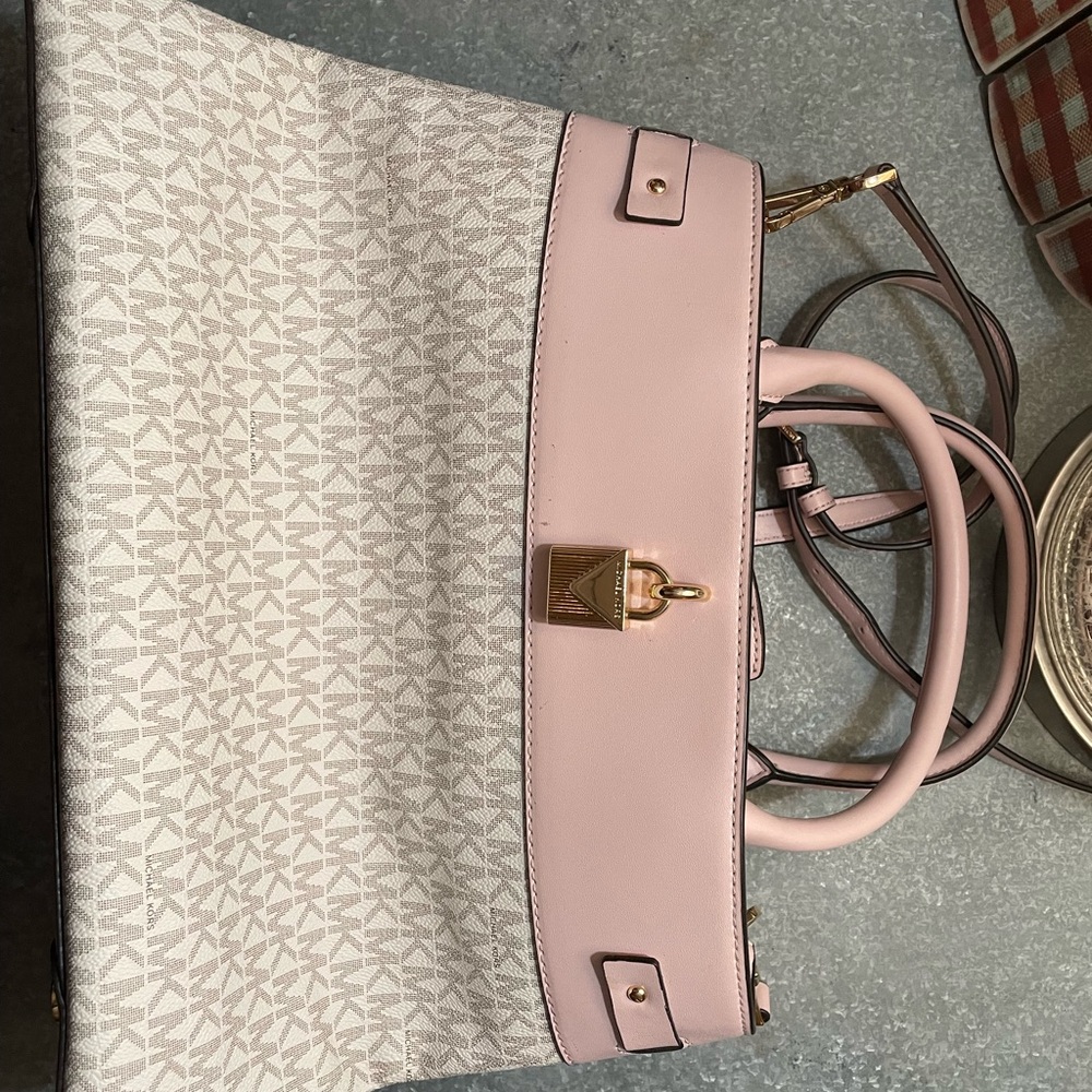 COPY - Michael Kors white and pale pink handbag